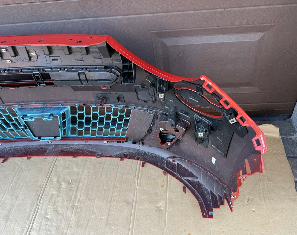 фото №12, Fiat 600 2023- бампер перед передній помаранчевий sole