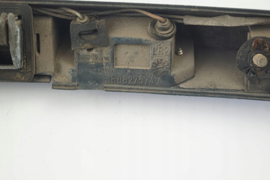 фото №7, Накладка задний крышки volkswagen vw passat b5 3b0827574a цвет jasnoniebieski