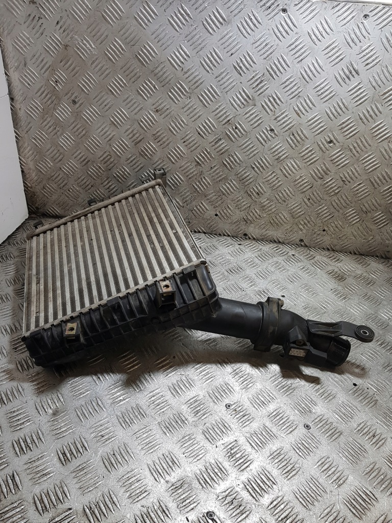 Інтеркулер інтеркулер audi q7 nissens 96688 Недорого