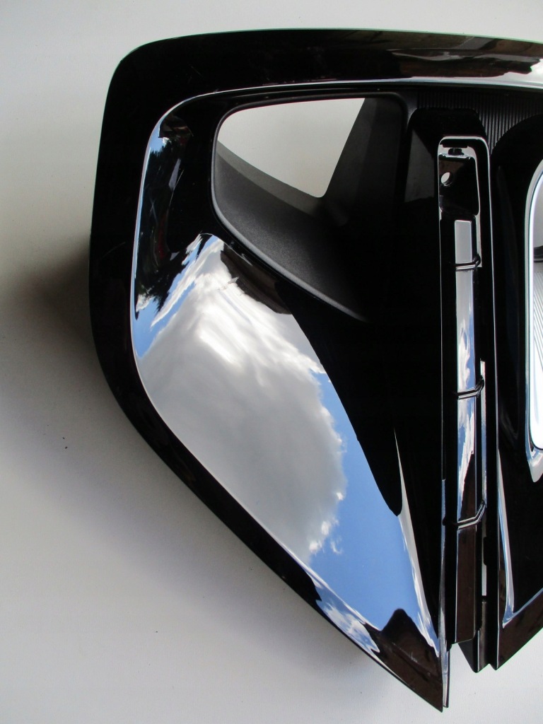 фото №2, Kia sportage iv lift решётка заглушка правая перед