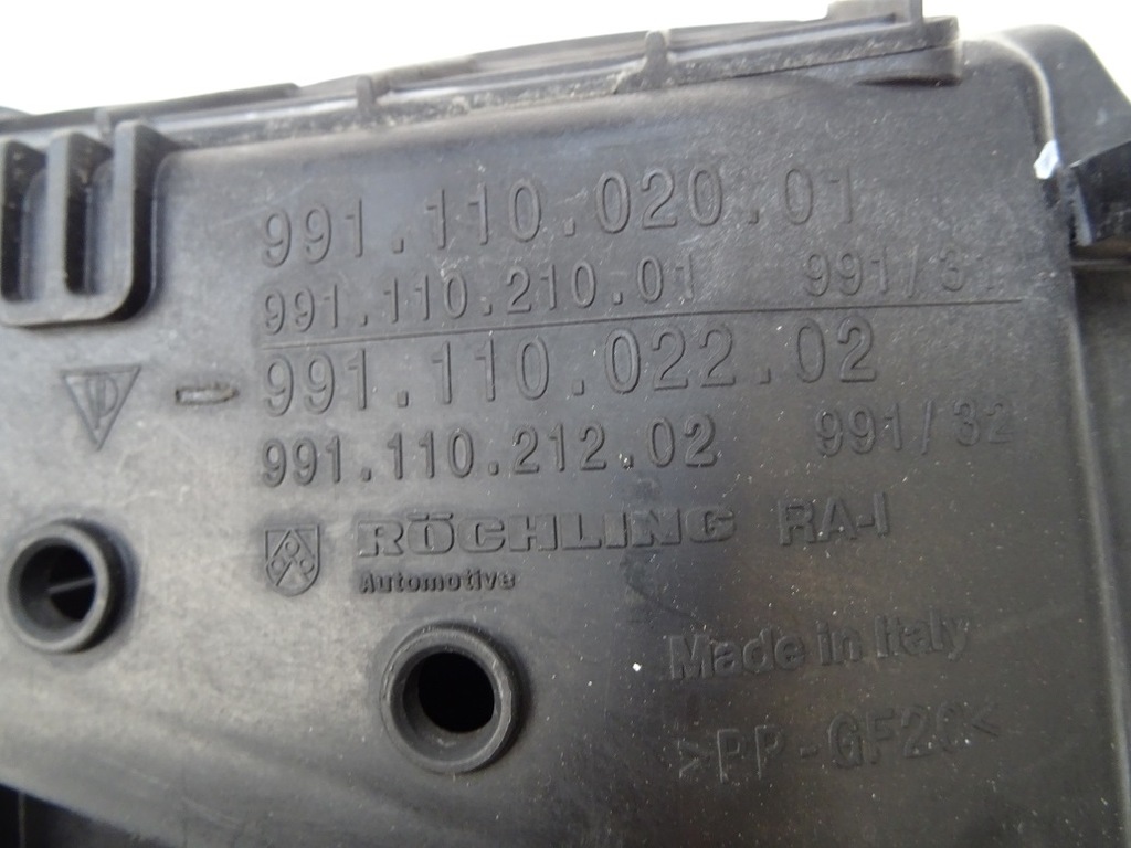 фото №6, Корпус фильтра воздуха porsche 911 991 2012^