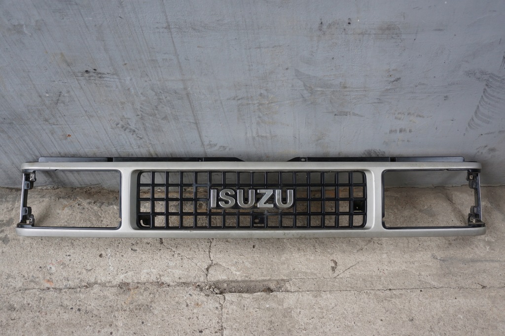 фото №2, Isuzu trooper решітка радіатора решітка радіатора 84-91r