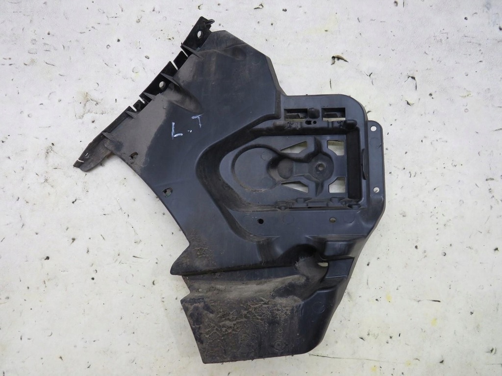 фото №1, Напрямна бампера правий задня volvo v40 ii