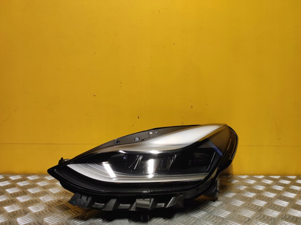 Купить Tesla model 3 y 2020- фара фара led l америка