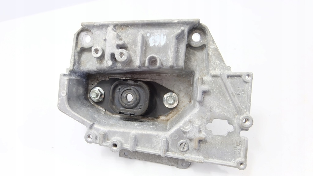 фото №6, Nissan juke f15 1.5 кронштейн подушка коробки