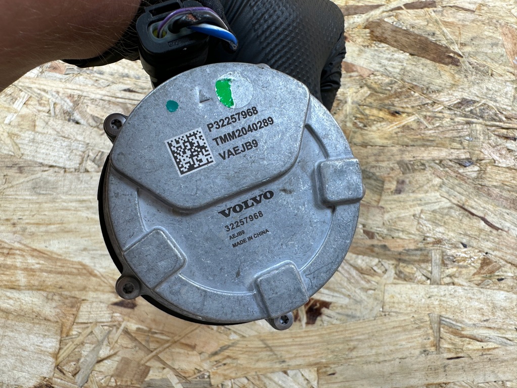 фото №10, Додаткова насос wody volvo xc40 32257968 2017-