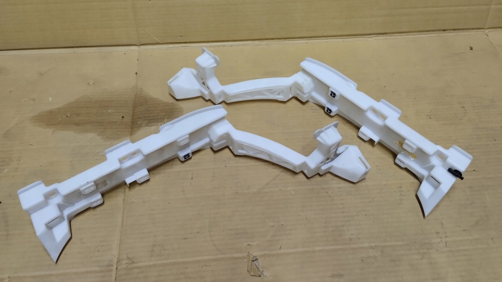 фото №1, Напрямна кронштейн бампера задня range sport комплект