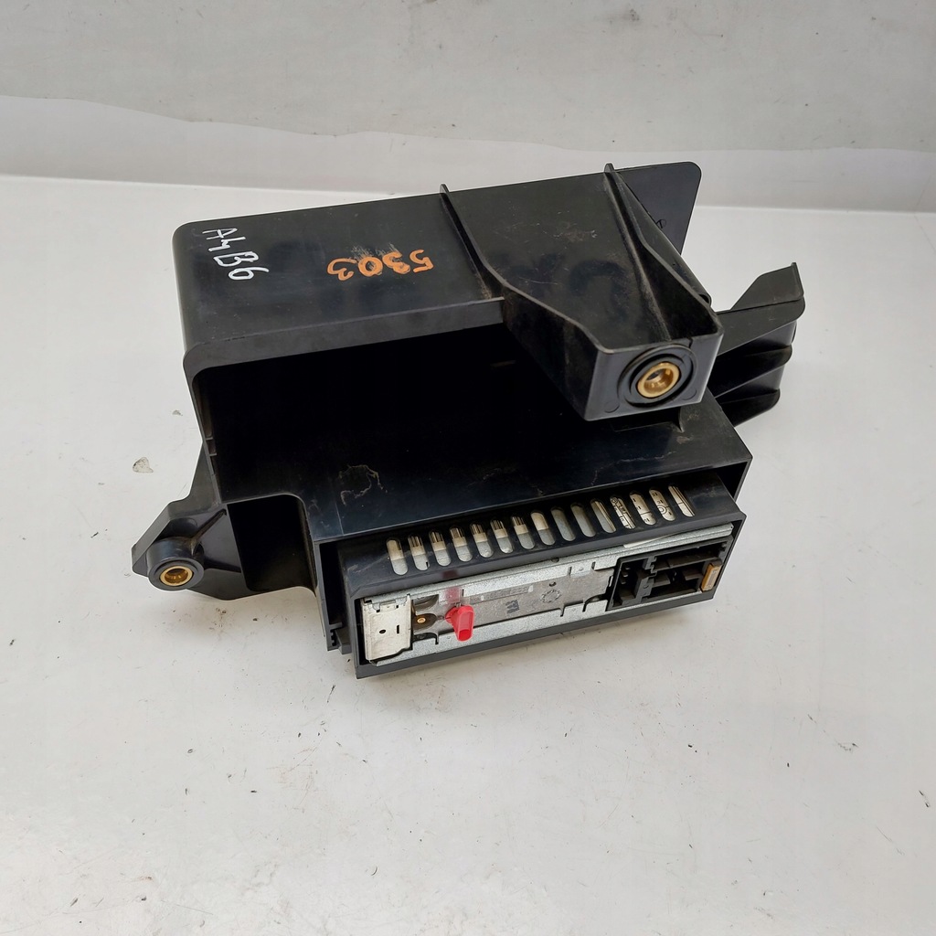 фото №6, Audi a4 b6 считыватель навигации корпус 8e9035201