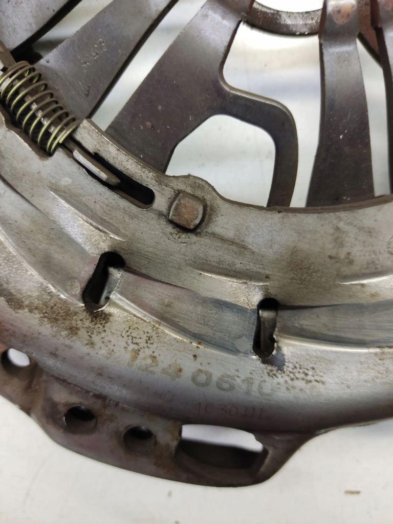 Купити Mercedes-benz a w176 2017 комплект зчеплення 124061010