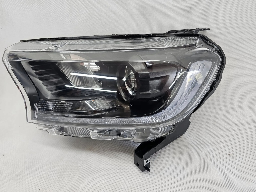 фото №3, Ford ranger iv lift лампа przódprzednia левая ксенон idealna eu jb3b13d155ma