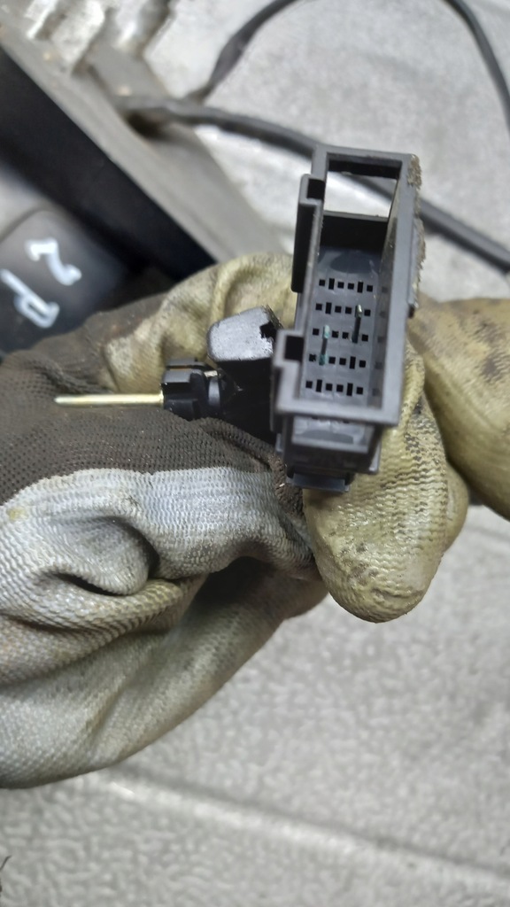 фото №6, Зеркало правое seat ibiza 01r 2pin