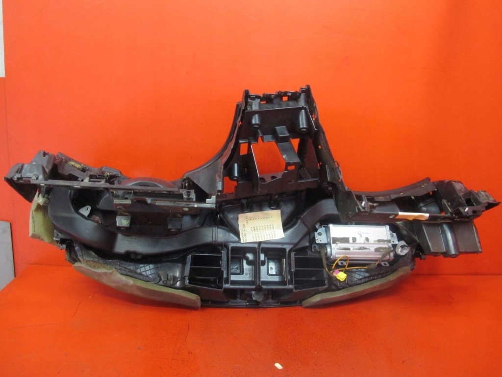 Alfa romeo brera 939 159 панель приладів приладова панель  панель приладів подушка пасажира Київ