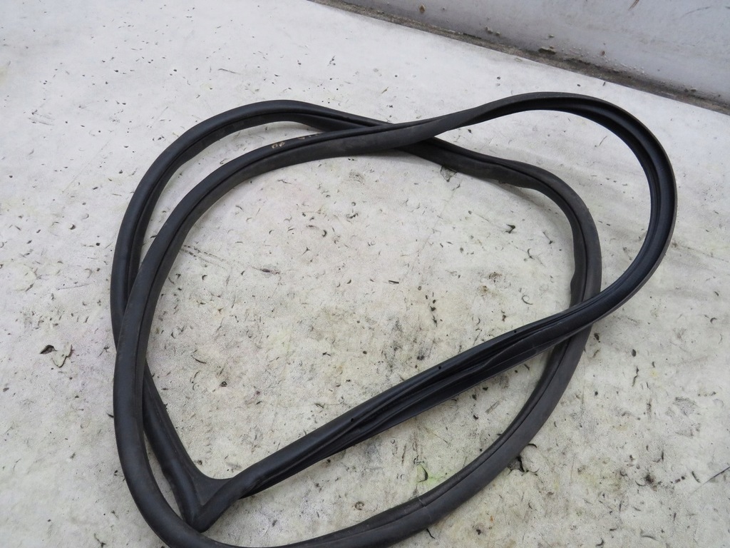 фото №1, Прокладка двері правий перед rio iv v 17-