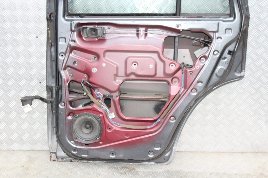 фото №14, Nissan patrol y61 gr lift дверь правый задняя europa