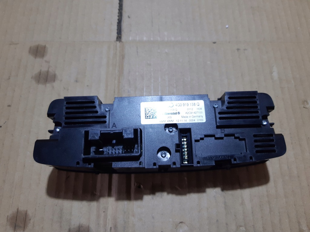 фото №8, Audi a6 c7 lift панель обдув кондиціонера задня 4g0919158q