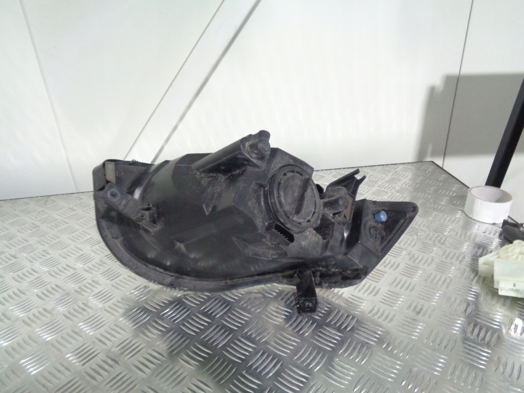 фото №7, Mitsubishi colt lift лампа правая 5d 08-12 europa