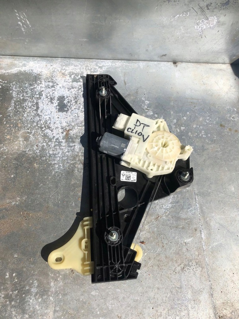 фото №1, Подъемник стекло правый задняя clio v 827209773r