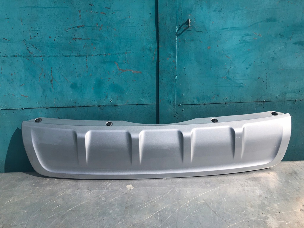 фото №1, Land rover discovery v диффузор бампера заглушка