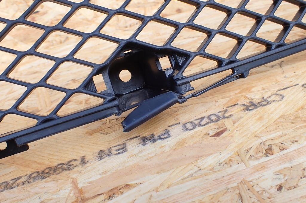 фото №13, Решітка радіатора бампера mitsubishi lancer 07- 6400a827