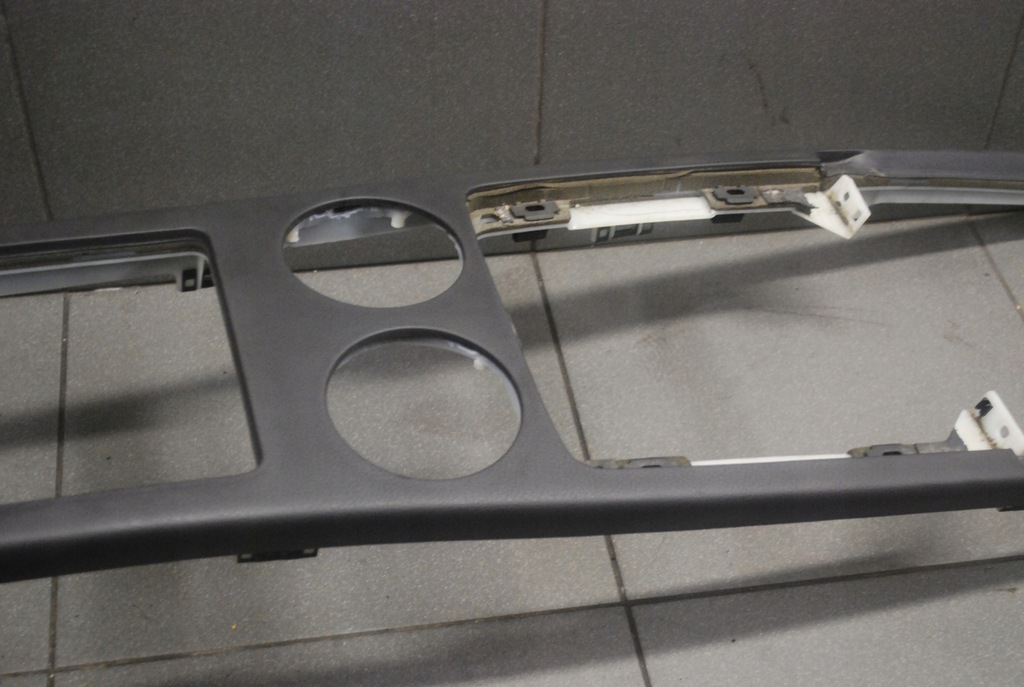 фото №10, Рамка туннель среднего vw phaeton 3d0863243n