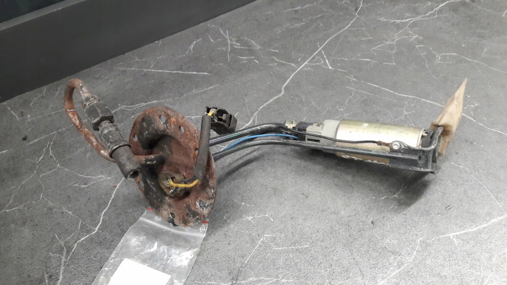 фото №1, Насос топлива toyota starlet