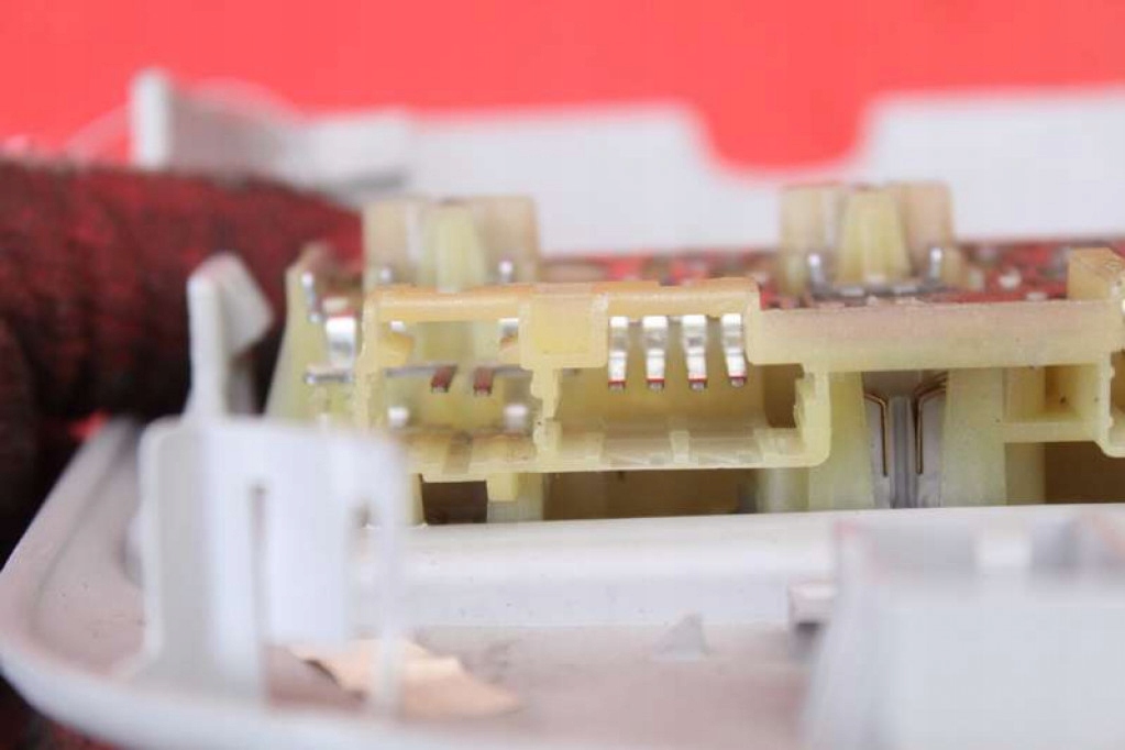 фото №12, Лампа освітлення салону перед 9658675977 peugeot 3008 1 i 10-13