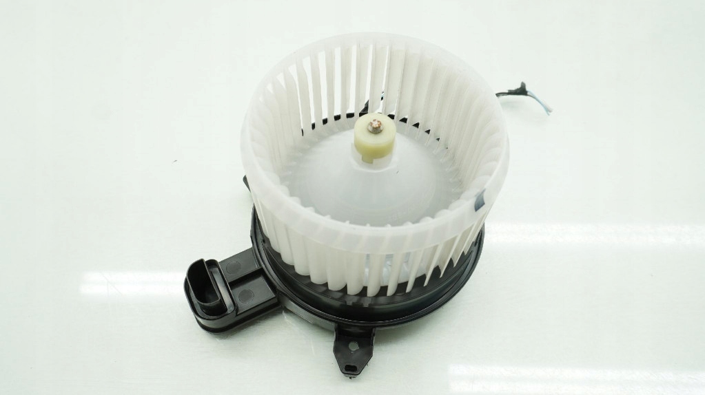 фото №3, Lexus lbx вентилятор обдув повітродувка 2024r-