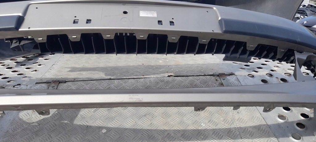 Бампер перед renault clio 3 оригинал Оригинал