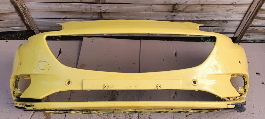 Купити Opel оригінальний номер 39003567 бампер передній