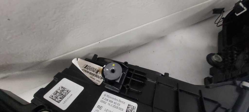 Mercedes c-klasa фара лівий правий led high performance Оригінал