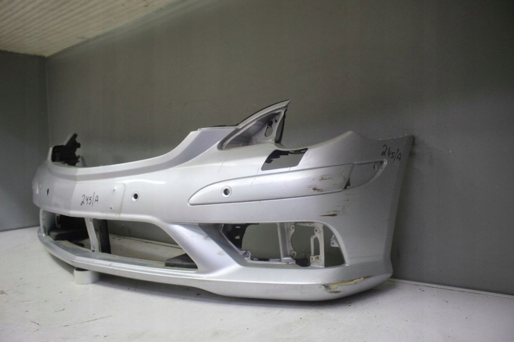 Бампер перед передній mercedes r-klasa 251 amg Ціна