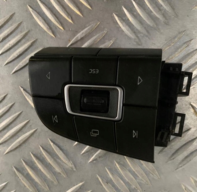 фото №1, Переключатели блок управления руля volvo fh4