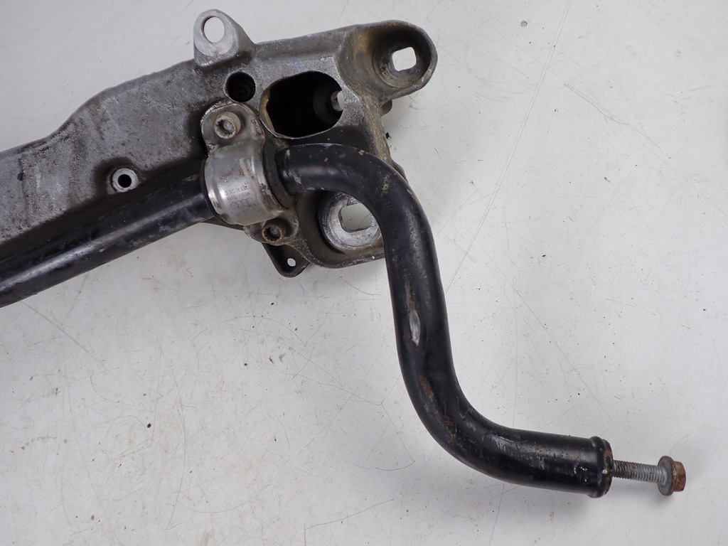 фото №8, Кронштейн балка двигателя с подушки audi a8 s8 d3 5.2 fsi короткий 4e0199205q