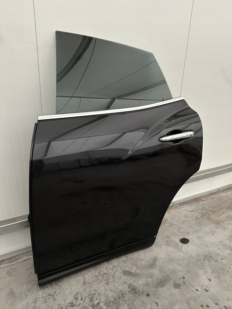 фото №1, Maserati levante двері задня ліва повний демонтаж