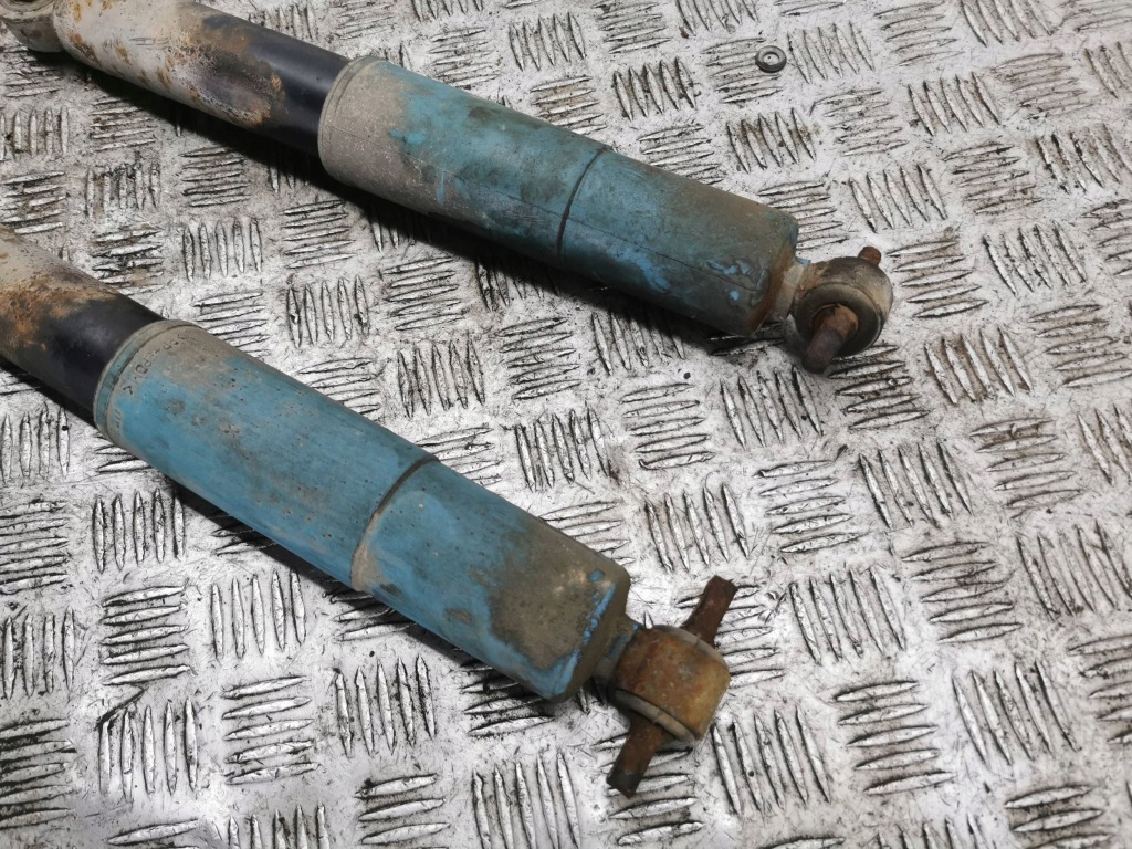 Jaguar x-type 2004 амортизатор задній Зі Шроту