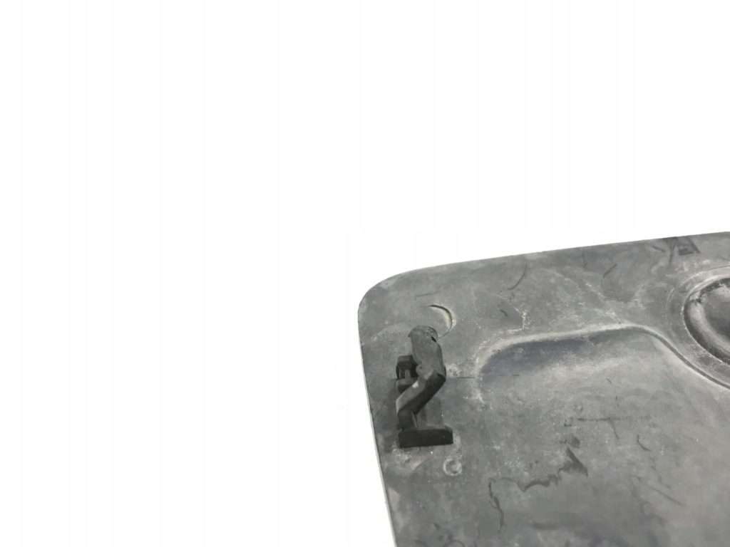 фото №3, Заглушка бампера задня tesla model x 1058357-00-d