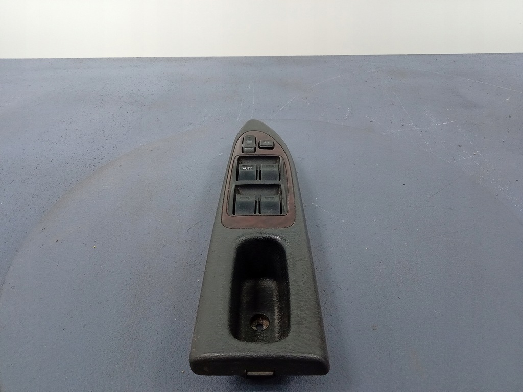 фото №1, Avensis i t22 панель вікон лівий перед 74232-05090