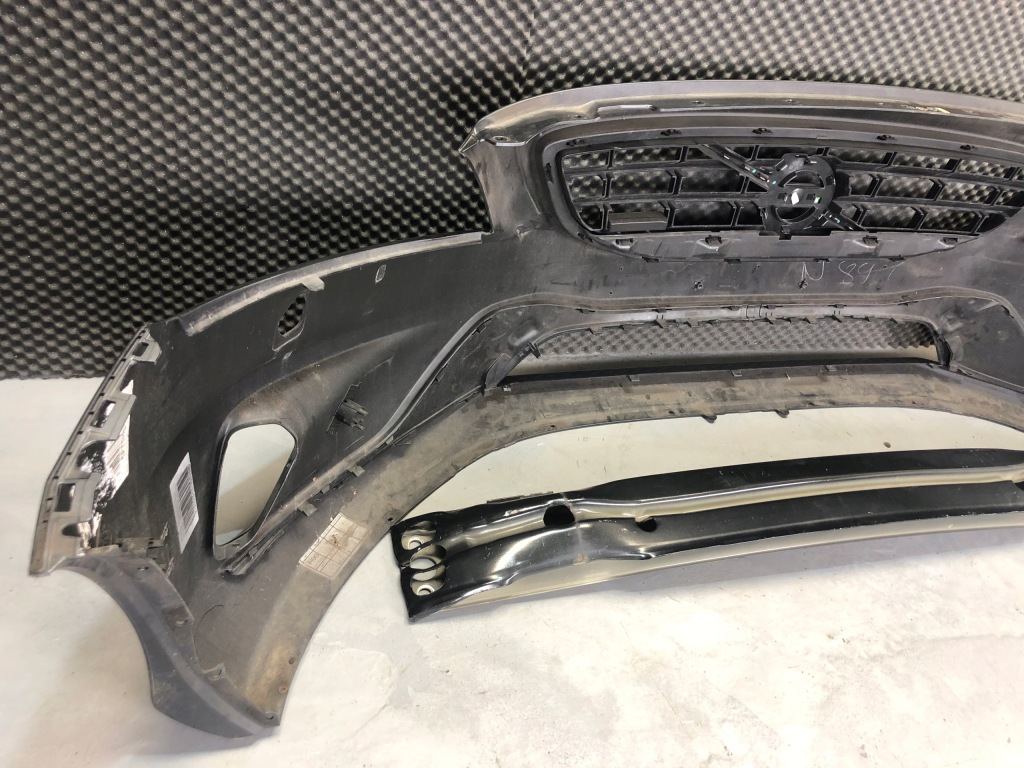 Volvo v40 r design бампер решётка радиатора + балка 2012 - 16 в Украине