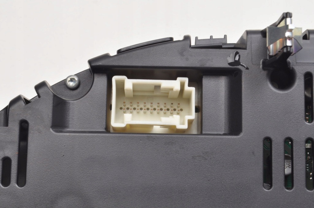 Купить Mercedes w176 счетчик приборы p1 a1769008201 anglik