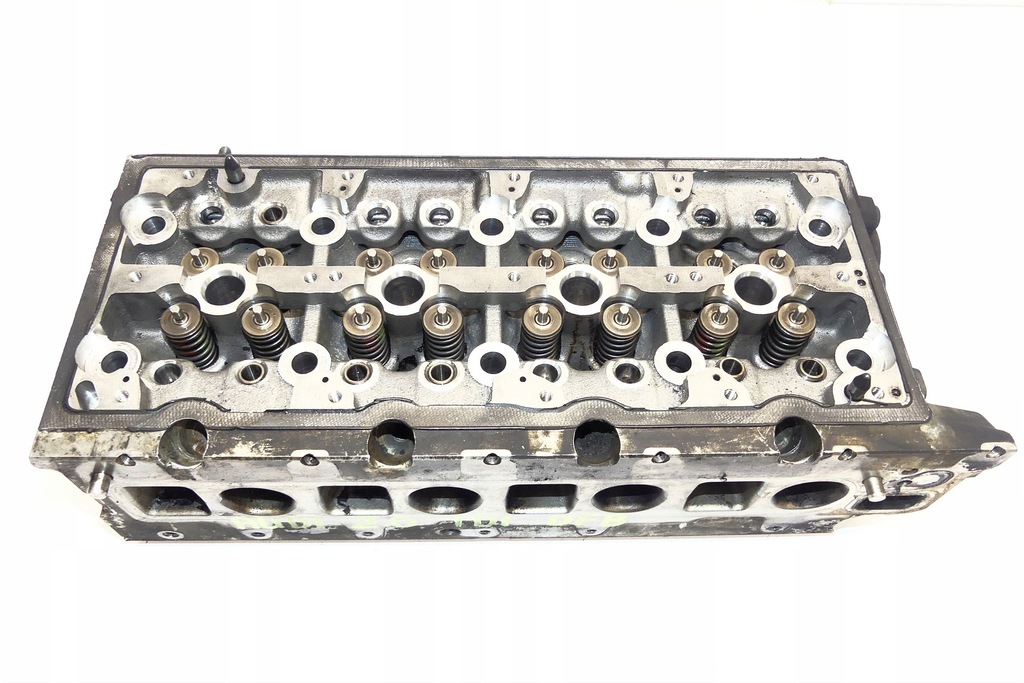 фото №1, Audi a6 c8 a7 2.0 tdi dfb головка цилиндров