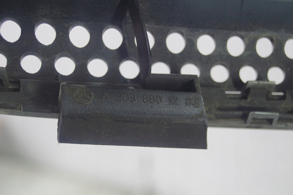 фото №14, Решётка радиатора решётка радиатора mercedes w203 coupe amg a2038801283