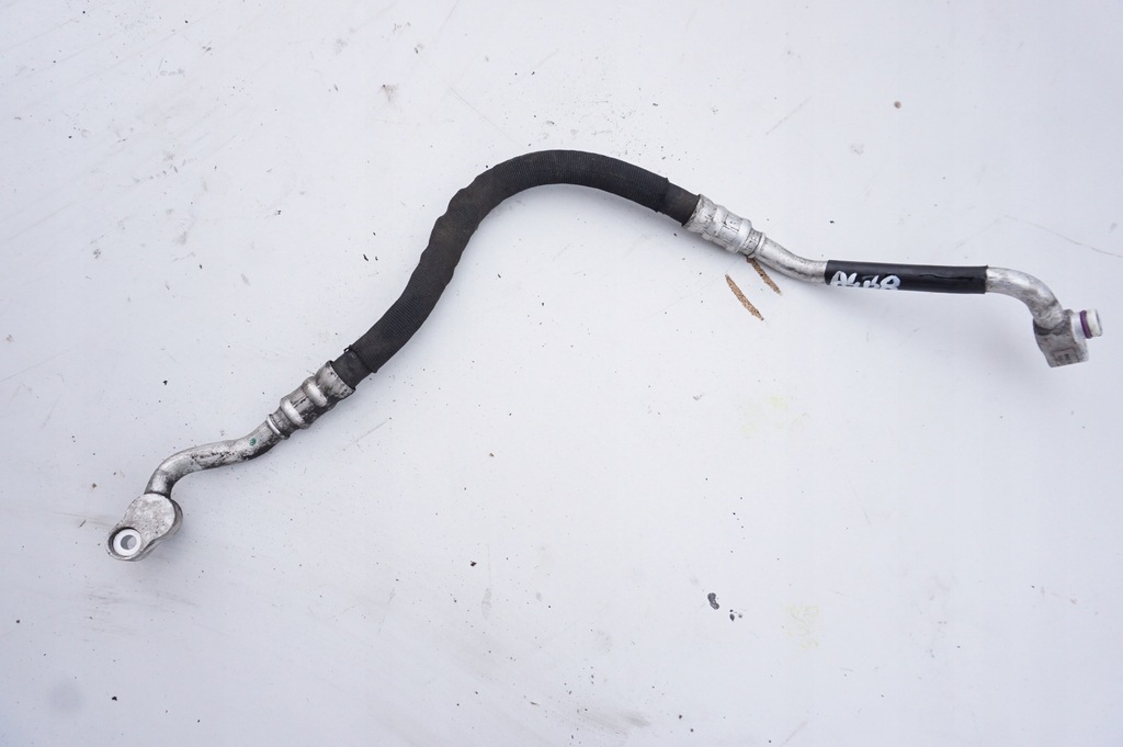 фото №1, Шланг кондиционера audi a4 b8 2.7 tdi