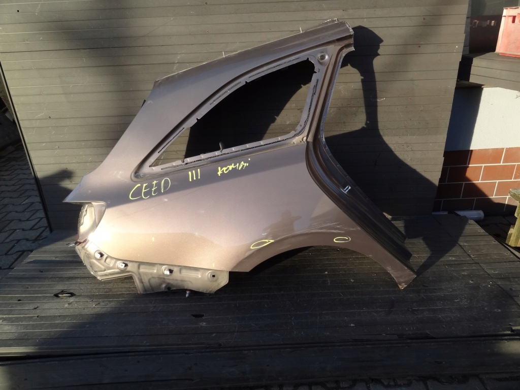 фото №1, Kia ceed iii 2018 kombi крила задній правий оригінал