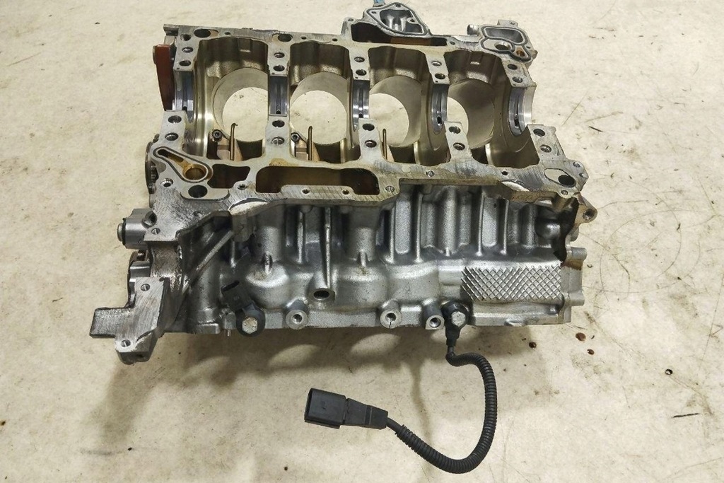 фото №14, Блок двигателя audi a8 4h_ ctg бензиновый 320kw 2014