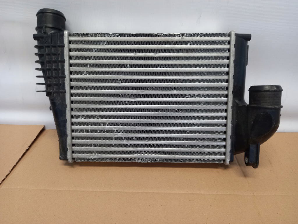 фото №1, Интеркулер citroen jumpy iii peugeot expert ii toyota proace ii 2.0 hdi