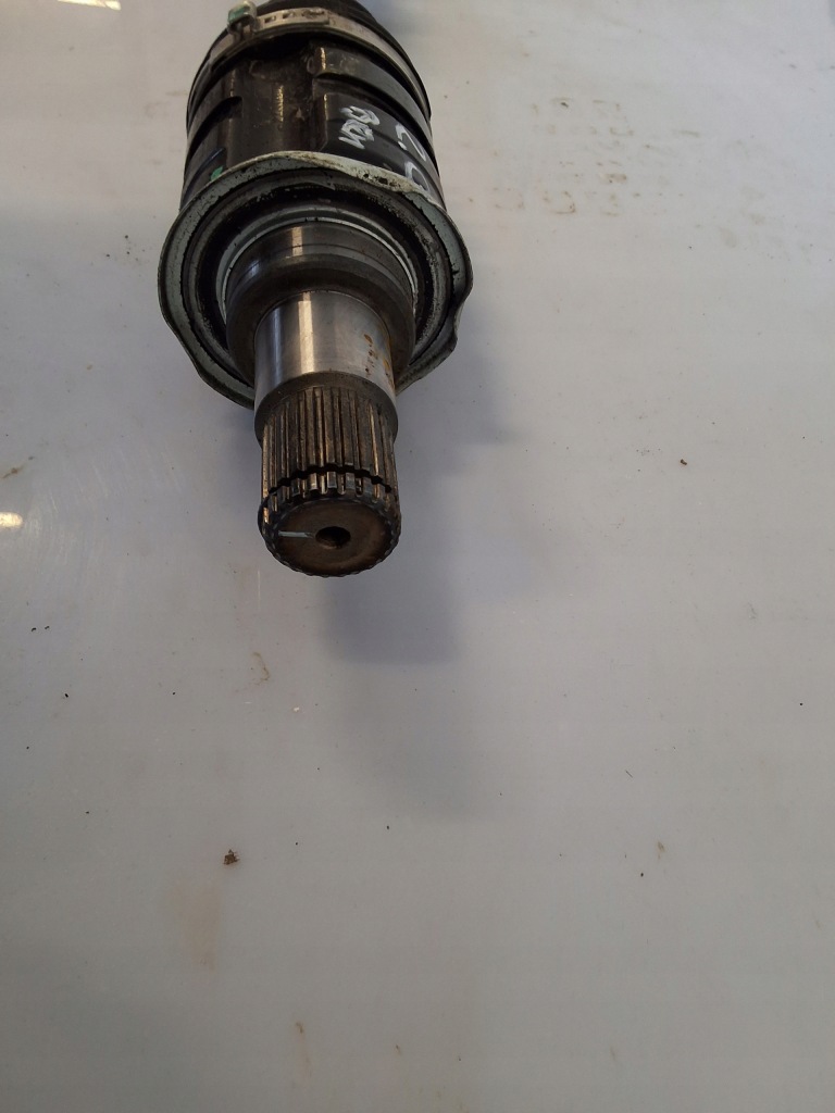 Corolla e21 2.0 гибрид 2018- приводной вал левая Недорого