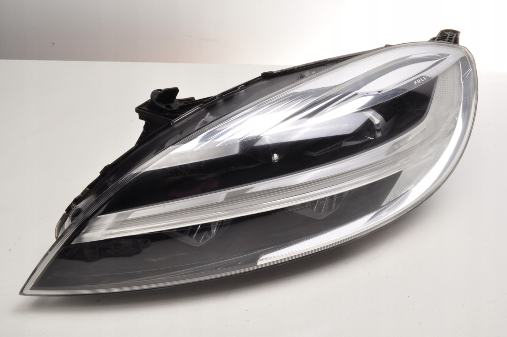 Купити Volvo v40 2 фара ліва передня лівий перед led англієць  31677020