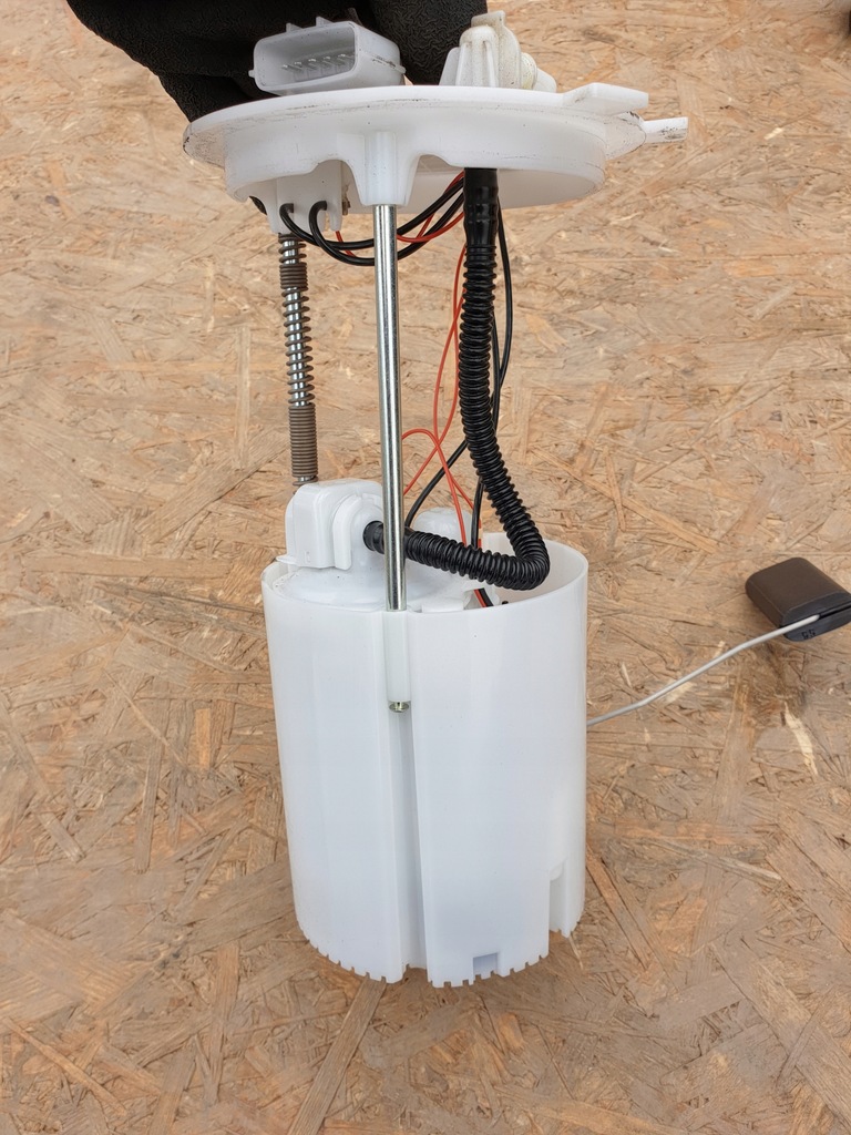 фото №6, Renault kadjar поплавок насос пального 170404ed0a 1.2