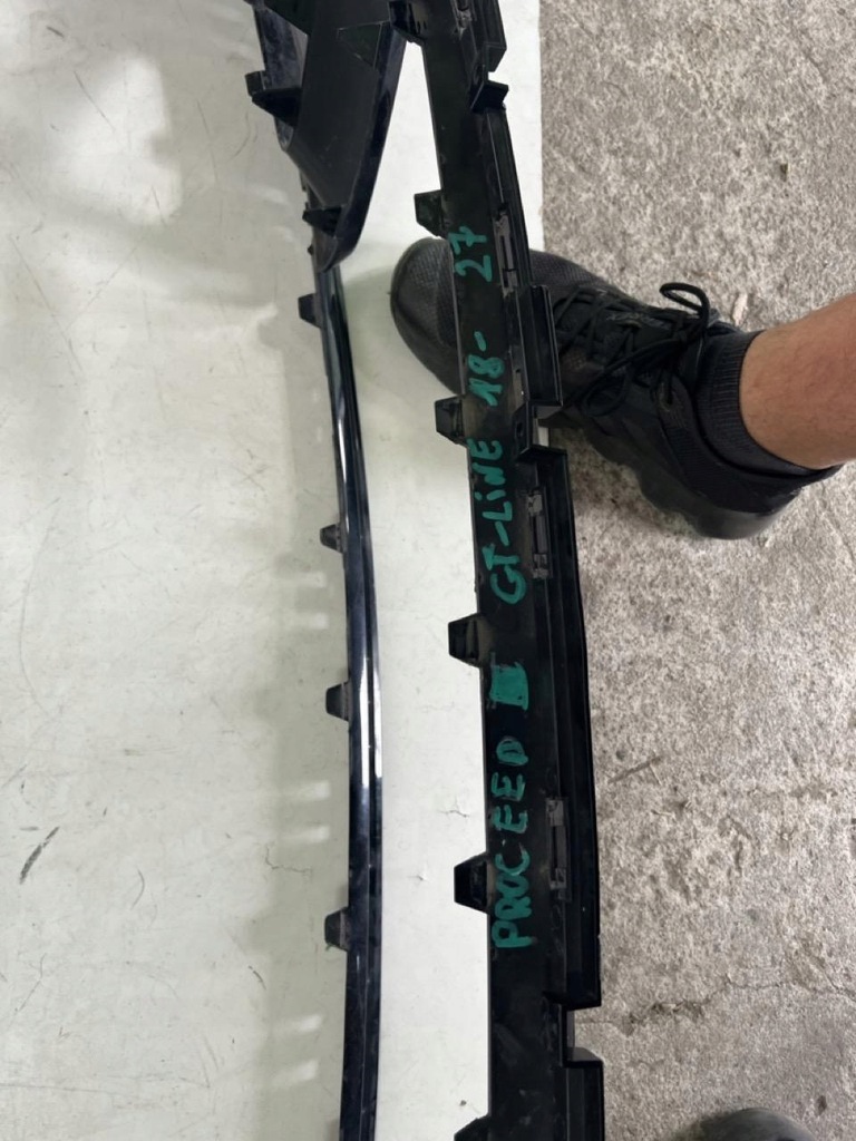 фото №11, Решітка середня kia proceed gt line 18-