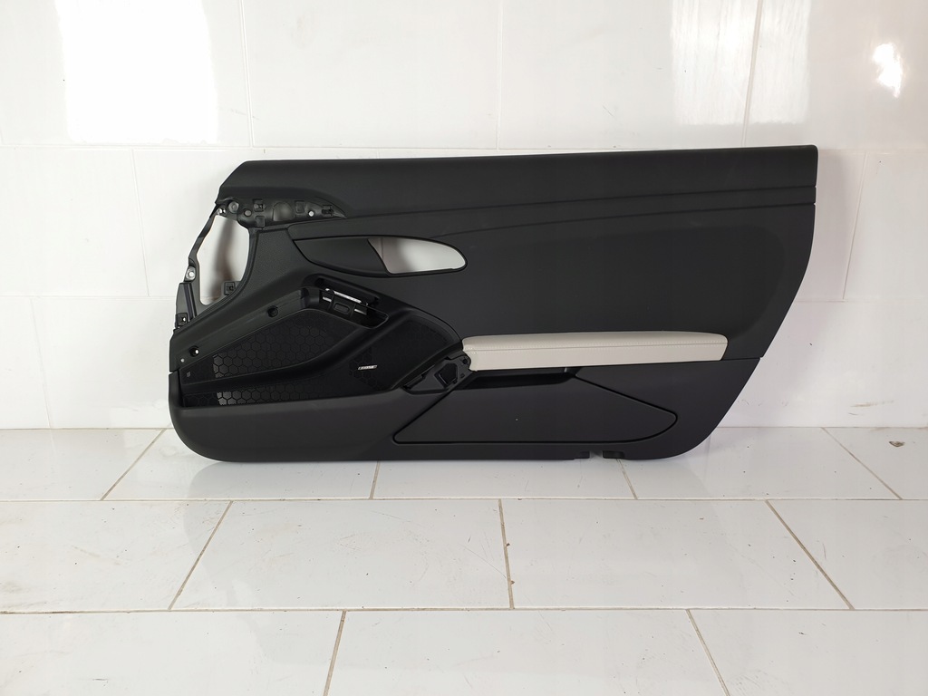 фото №1, Porsche 991 911 gt3 обшивка оббивка двері правий